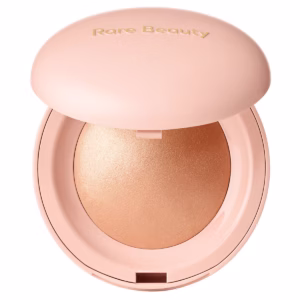 RARE BEAUTY POSITIVE LIGHT SILKY TOUCH HIGHLIGHTER (ILUMINADOR EN POLVO)